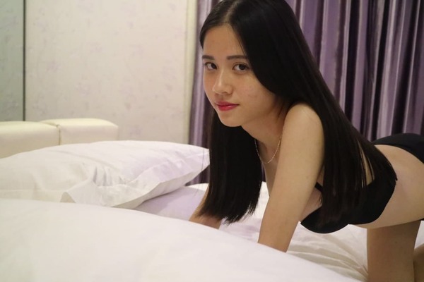 超正女友超有誠意 密密含足五分鐘